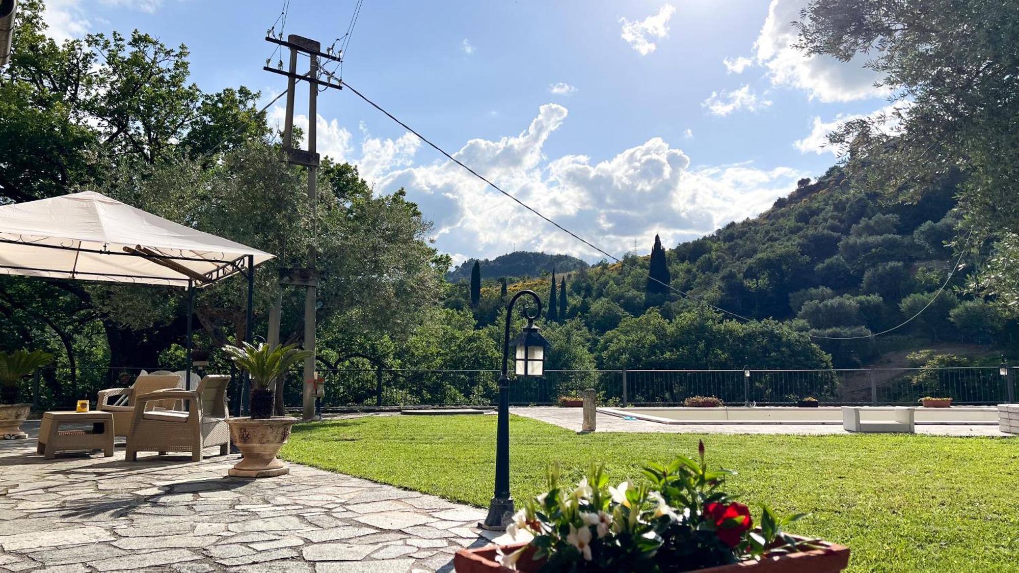 Apartamento Giardino Sul Fiume Ascoli Piceno Exterior foto